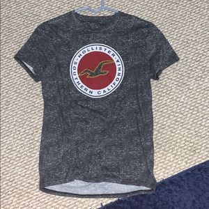 Hollister graphic shirt